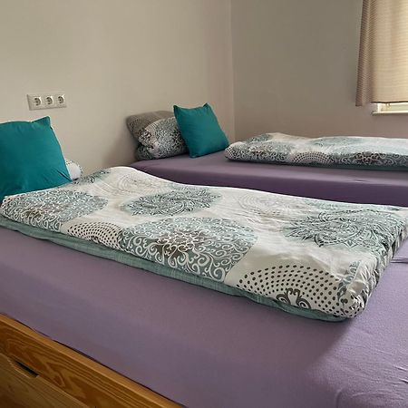 Apartments Und Zimmer Vettweiss Exterior photo